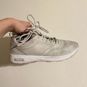 Fila Sneakers Size 8
